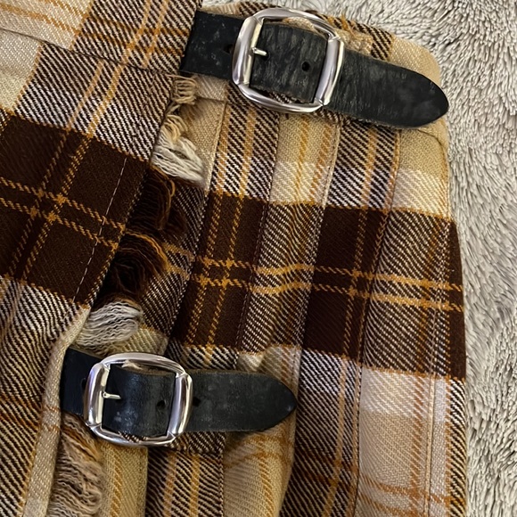 Vintage long plaid wool skirt pleated fringe leather buckles acrylic blend UK - Picture 3 of 13